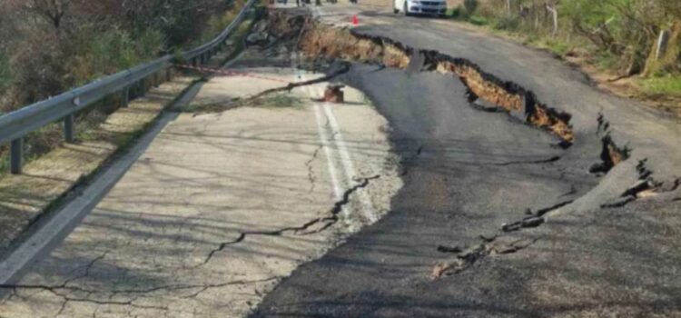 <strong>Αναρμόδιο δηλώνει το Υπουργείο Υποδομών για την υπό διάλυση και εγκατάλειψη Εθνική Οδό Πατρών -Τριπόλεως – Τελικά ποιος κυβερνάει αυτό τον τόπο;</strong>